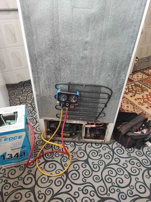 شارژ گاز و تعمیر برد یخچال اسنوا